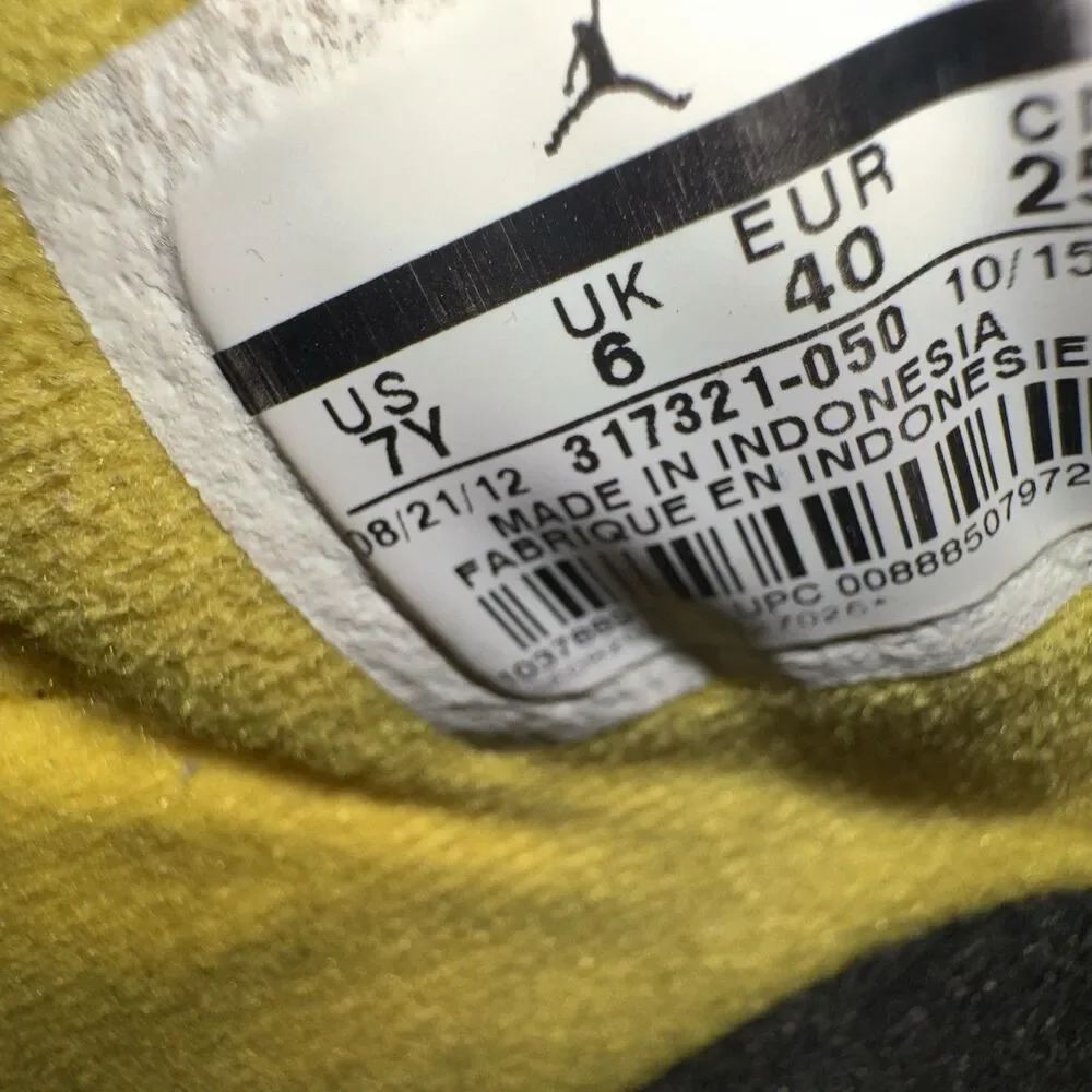 Nike Air Jordan Flight Club ’91 GS Yellow Gray Red Sneakers Size 7Y 317321-050